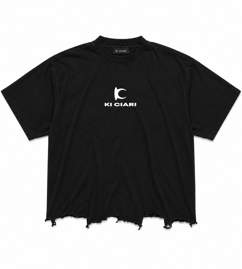 Ki Ciari Medium Fit T-shirt in Black
